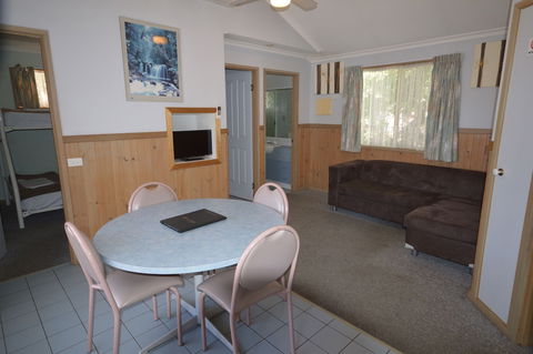 BIG4 Albury Tourist Park - Accommodation Burleigh 6