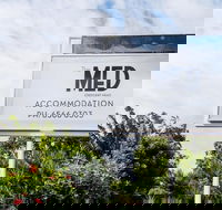 The Med Motel - Accommodation Burleigh