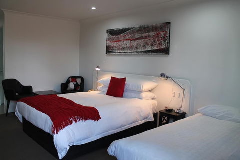 Alexander Motel - Accommodation Burleigh 4
