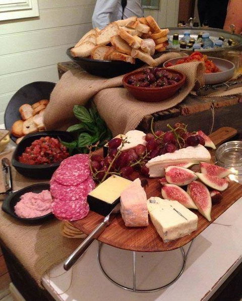 Biviano's At Windsor - Accommodation Burleigh 15