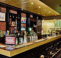Browns Corner Hotel - Accommodation Burleigh