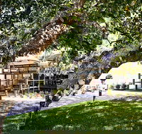 Cardinia Park Hotel - Accommodation Burleigh