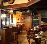 Railway Hotel - Accommodation Burleigh