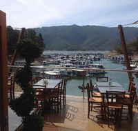 AQUA Bar  Cafe Lake Eildon - Accommodation Burleigh