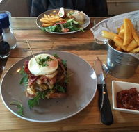 The Front Paddock Cafe - Accommodation Burleigh