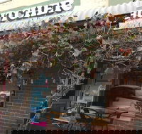 Wellington's Butchers and Cafe - Accommodation Burleigh
