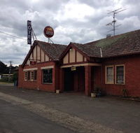 Gordon Hotel - Accommodation Burleigh