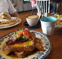 Early bird cafe and kitchen - Accommodation Burleigh