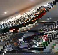 Oz Pizza and Kebabs - Accommodation Burleigh