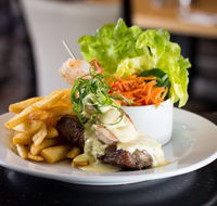 Dan N Tiffany's - Accommodation Burleigh
