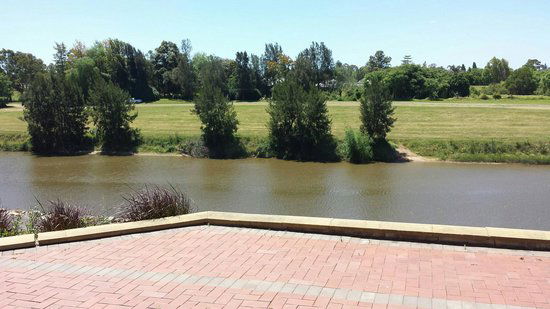 Maitland NSW Accommodation Burleigh
