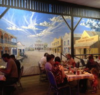 The Outback Shack Bar  Grill - Accommodation Burleigh