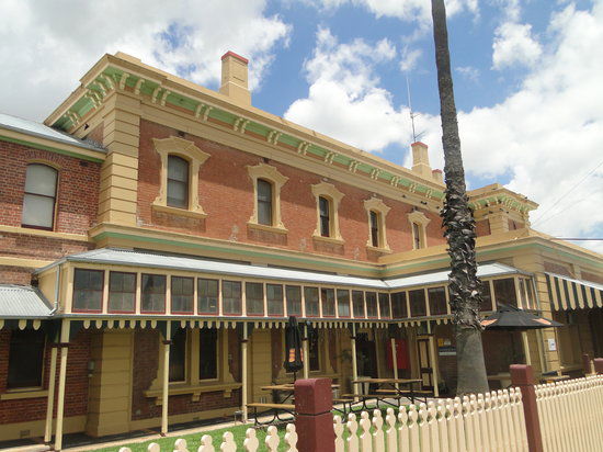 Eurongilly NSW Accommodation Burleigh