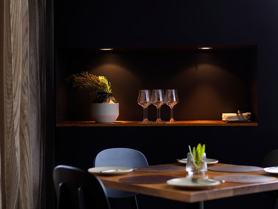  Accommodation Burleigh