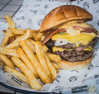 Grease Monkey - Accommodation Burleigh