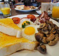Hudsons of Dickson - Accommodation Burleigh