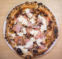 Pizza Artigiana - Accommodation Burleigh