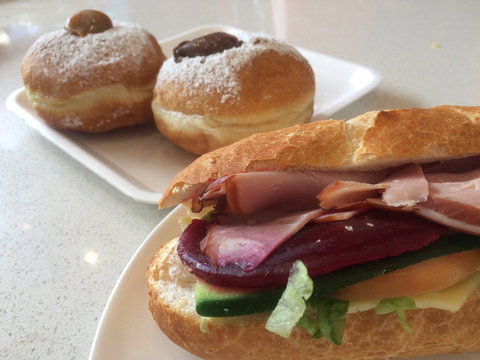 Anne's Pantry - Surrey Hills - Accommodation Burleigh 0