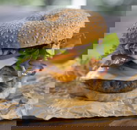 Bucking Bull - Hillarys - Accommodation Burleigh