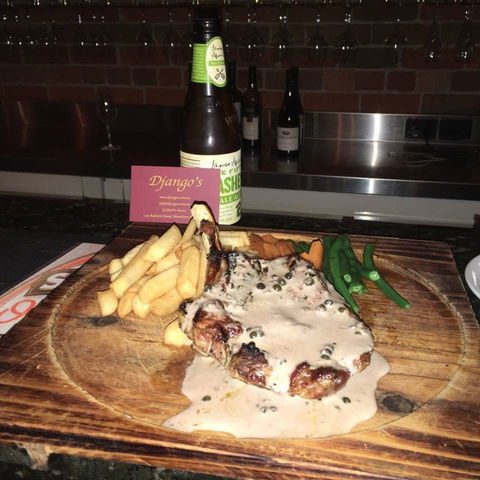 Django's - Accommodation Burleigh 0
