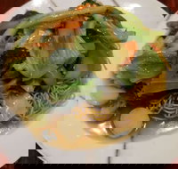 Thanh Vinh - Accommodation Burleigh