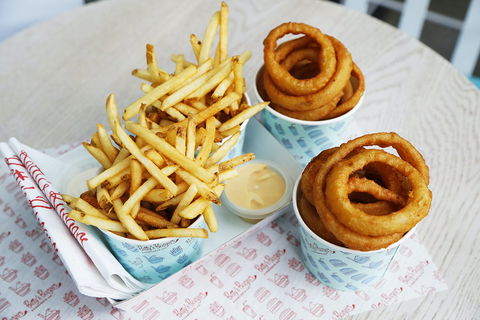 Betty's Burgers & Concrete Co. - Windsor - Accommodation Burleigh 0