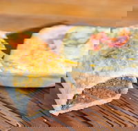 Little Red Cafe - Accommodation Burleigh