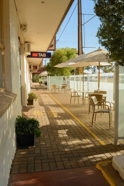 V Hotel - Accommodation Burleigh 0