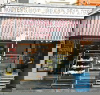 Nguyen Hot Bread - Accommodation Burleigh