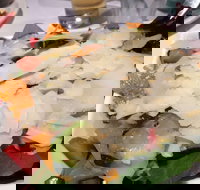 Gusto Woodfired Pizza - Accommodation Burleigh