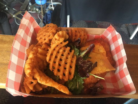 Manning Bar - Accommodation Burleigh 0