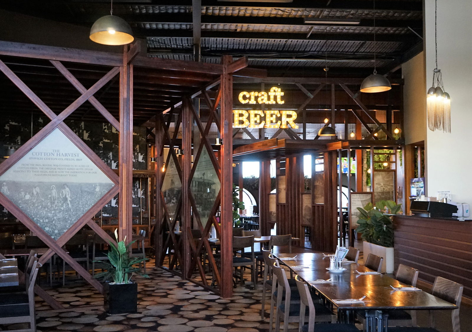 North Booval QLD Accommodation Burleigh