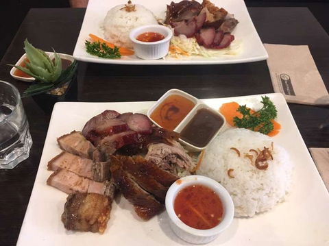 Fee Fi Pho Fum - Accommodation Burleigh 0