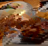 The Blue Gum Hotel - Accommodation Burleigh