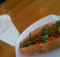 Three Mugs Canteen  Espresso - Accommodation Burleigh