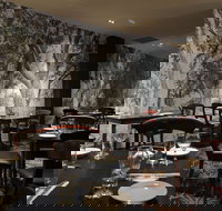 Mansfield Park Hotel - Accommodation Burleigh