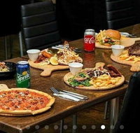 Food inn - Accommodation Burleigh