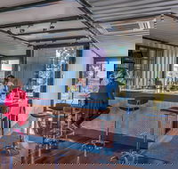 Running Horse Wines - Accommodation Burleigh