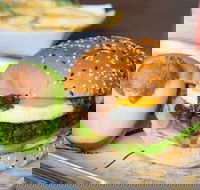 On It Burgers - Accommodation Burleigh