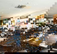 Holland Park Hotel - Accommodation Burleigh