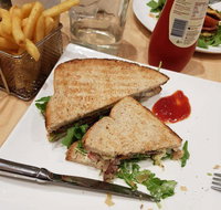 Lil Kitch - Accommodation Burleigh