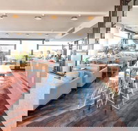 Henry Deane - Accommodation Burleigh