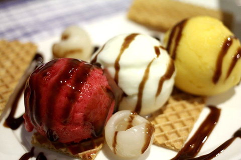 Moonlight Vietnamese - Accommodation Burleigh 0