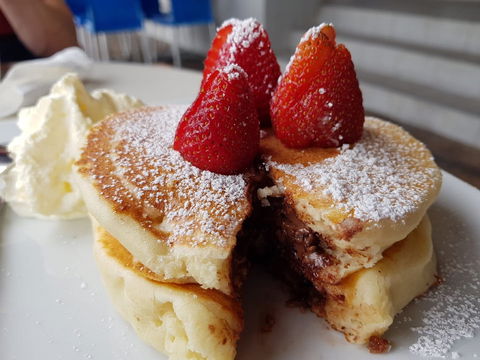 GJ's Bay Cafe And Grill - Accommodation Burleigh 1