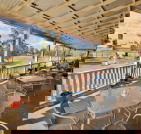 Railway Hotel Bribbaree - Accommodation Burleigh