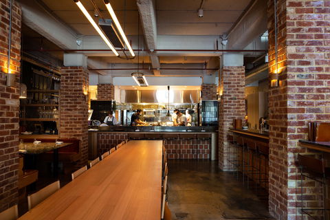 FINO VINO - Accommodation Burleigh 1