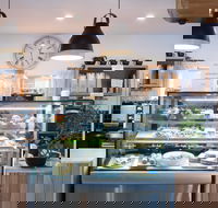 Arch View  Cafe - Accommodation Burleigh