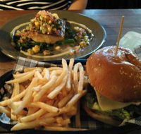 Erskineville Hotel - Accommodation Burleigh