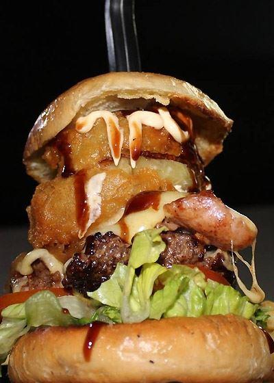 Magnums Bistro - Accommodation Burleigh 8