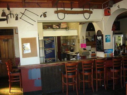 Clarendon Arms - Accommodation Burleigh 0